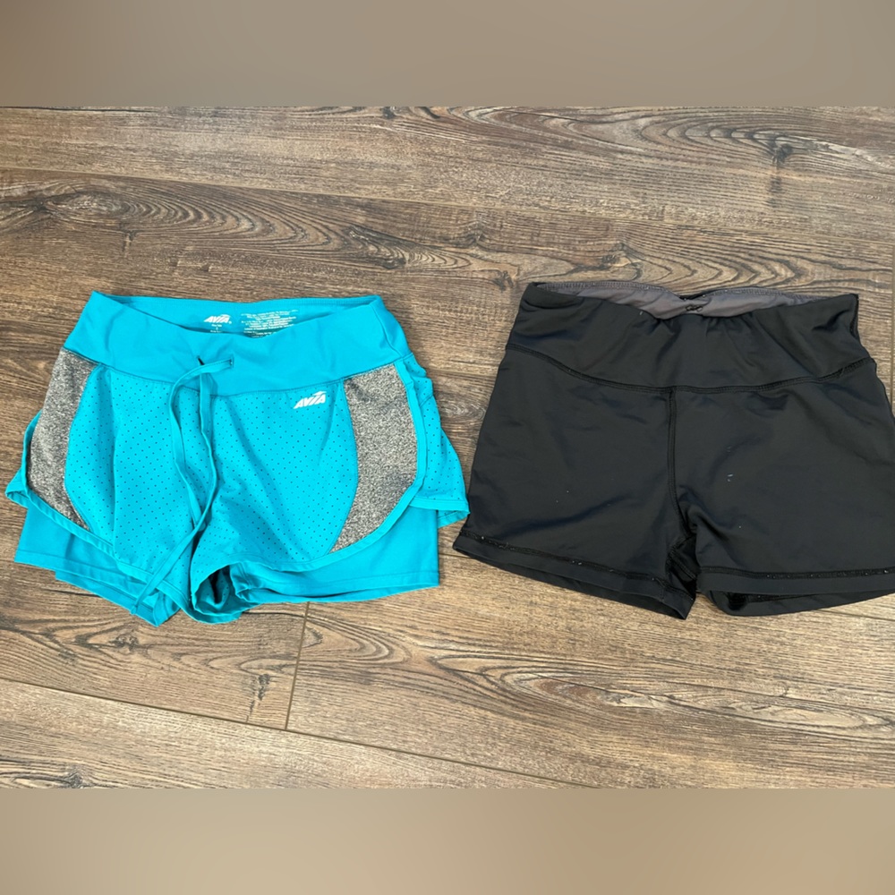 LEG3ND & Avia size small shorts